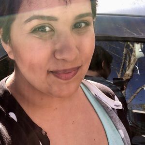 Meet your Posher, Adrianna